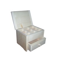 Angular jewellery box with one drawer
