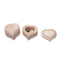 Wooden box heart– ash wood