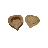 Wooden box heart oiled – spruce wood