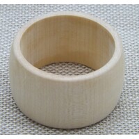 Napkin ring maple