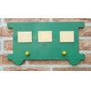 Kindergarderobe Triebwagen geölt